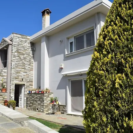 Casa Chrissy Villa *