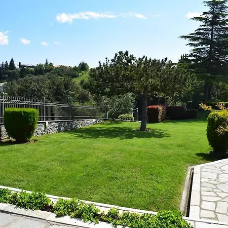 Casa Chrissy Plagiarion