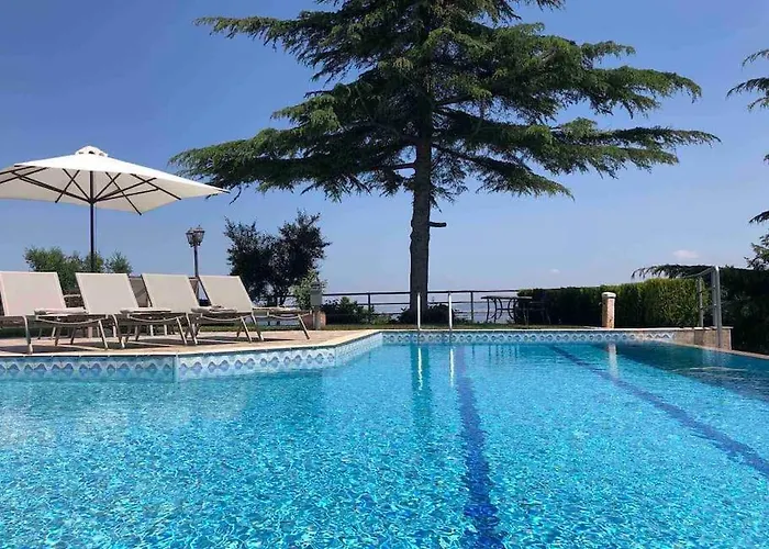 Casa Chrissy Villa *